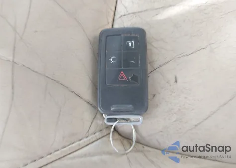 2008 Volvo Xc70 3.2 из США, поврежденный, VIN YV4BZ982381013501